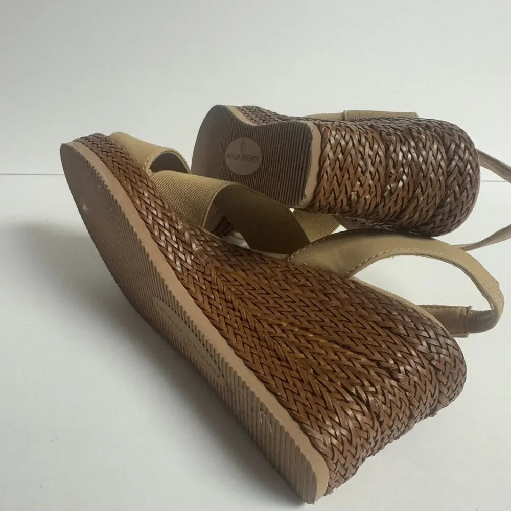 Adrienne Vittadini Womens Bandelle Sandal Size 7.5 M